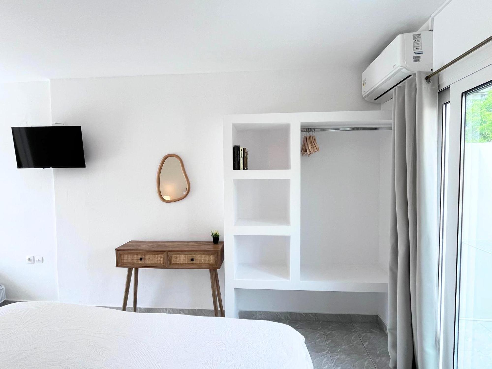 Nisea Apartments Ypsos Exteriér fotografie